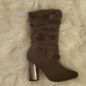 Suede Cape Robin Boot